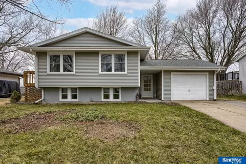 607 Eagle Dr, Eagle, NE 68347