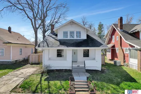 3227 Starr St, Lincoln, NE 68503