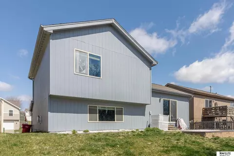 Exterior - 14541 Grebe St, Bennington, NE 68007 photo 4 of 5