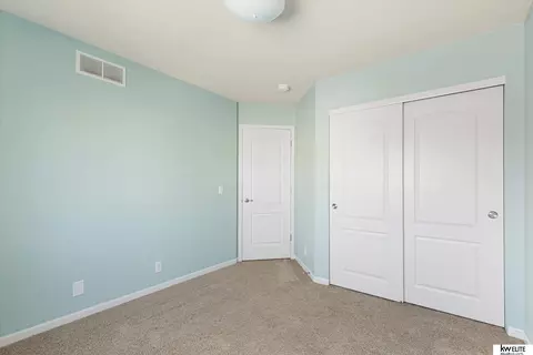 Bedroom - 14541 Grebe St, Bennington, NE 68007 photo 4 of 5