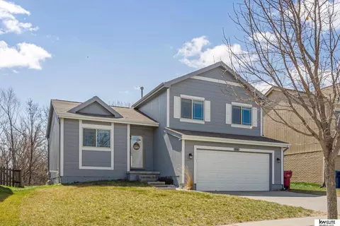 Exterior - 14541 Grebe St, Bennington, NE 68007 photo 5 of 5