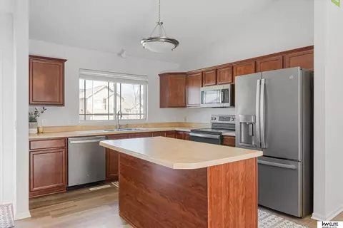 Kitchen - 14541 Grebe St, Bennington, NE 68007 photo 1 of 3