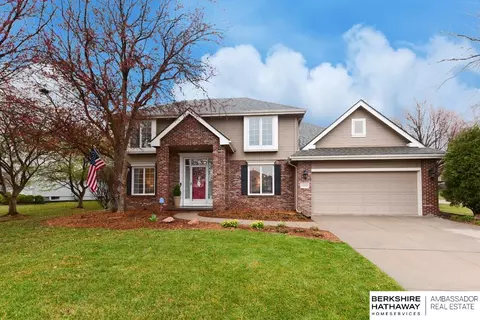 14004 Taylor Cir, Omaha, NE 68164