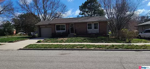 5100 S 54th St, Lincoln, NE 68516