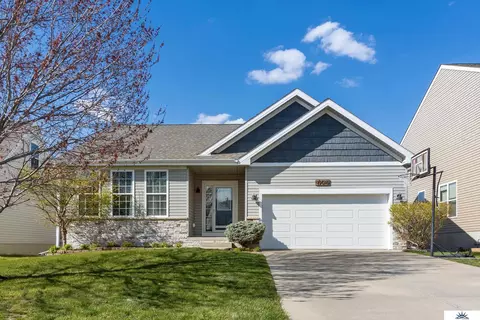 19010 B St, Omaha, NE 68130