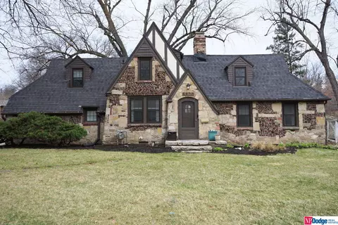 3320 N 48 Ave, Omaha, NE 68104