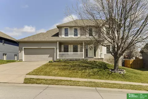 15222 Curtis Ave, Omaha, NE 68116