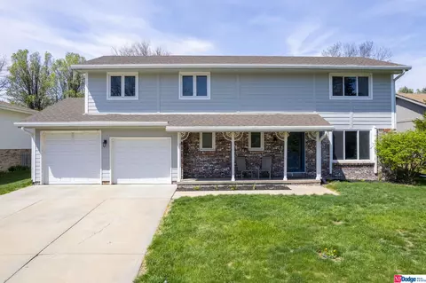 1712 N 126th St, Omaha, NE 68154