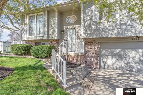 5602 N 131 St, Omaha, NE 68164
