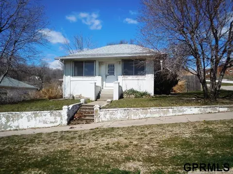 621 E Superior St, Missouri Valley, IA 51555