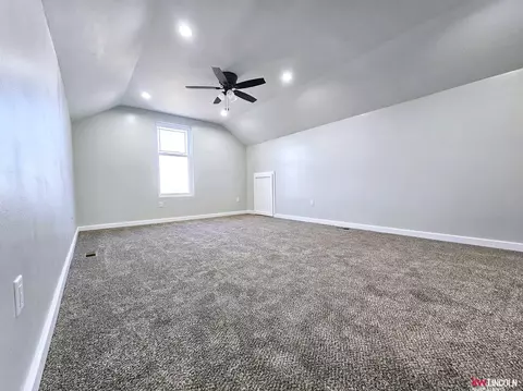807 Grandview St, Sutton, NE 68979 photo 3
