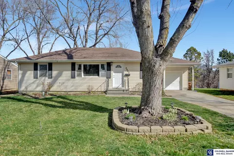 2642 Kendel Dr, Ashland, NE 68003