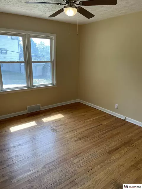 3402 Wright St, Omaha, NE 68105 photo 10