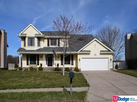 16316 Parker St, Omaha, NE 68118