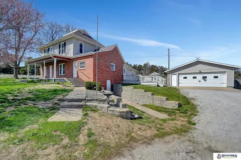 29916 Havelock Ave, Elmwood, NE 68349