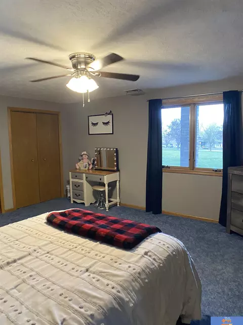 Bedroom - 917 Paddock St, Beatrice, NE 68310 photo 7 of 7