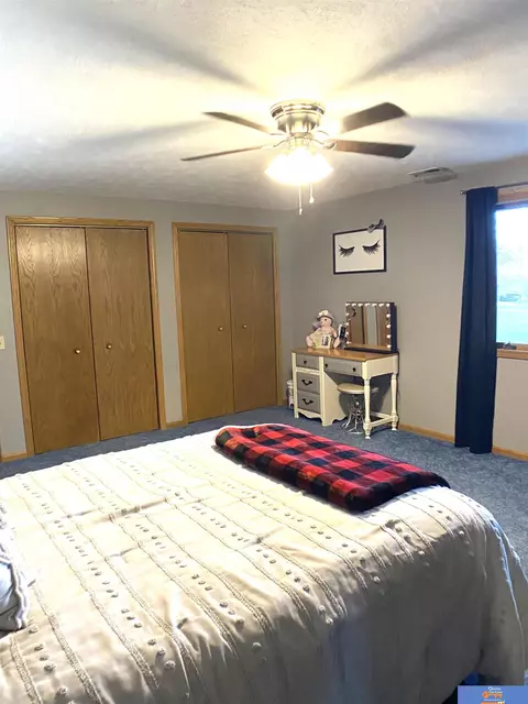Bedroom - 917 Paddock St, Beatrice, NE 68310 photo 6 of 7
