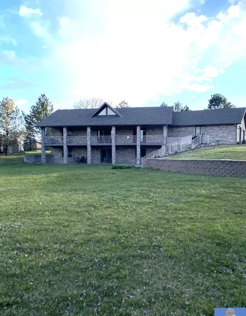 Other - 917 Paddock St, Beatrice, NE 68310 photo 2 of 5