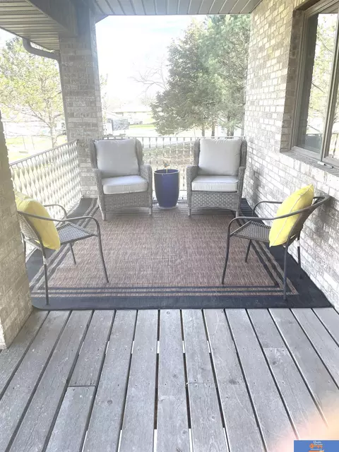 Exterior - 917 Paddock St, Beatrice, NE 68310 photo 8 of 9