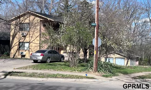 1511 Bluff St, Bellevue, NE 68005