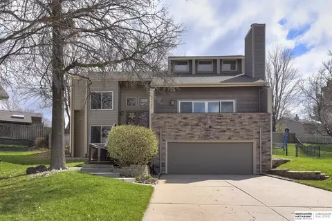 15305 Jones Cir, Omaha, NE 68154