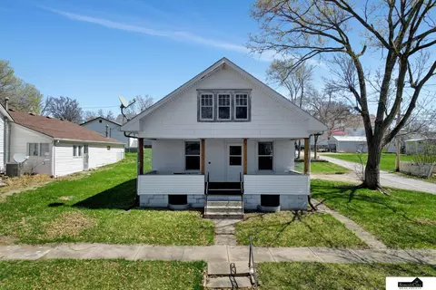 656 Poplar St, Syracuse, NE 68446