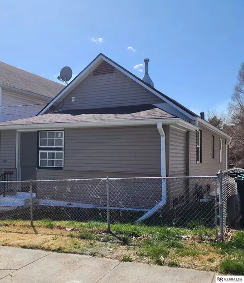 2630 S 15th St, Omaha, NE 68108