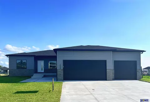 1509 W Beartooth Dr, Lincoln, NE 68521
