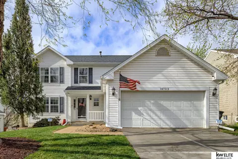 14723 Ruggles St, Omaha, NE 68116