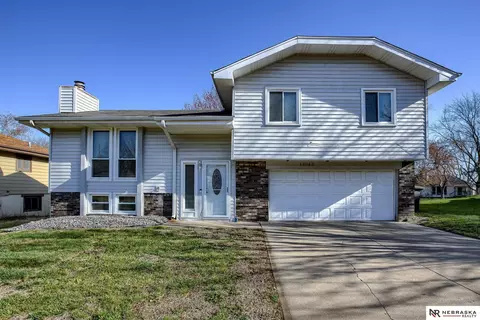 13062 Patrick Cir, Omaha, NE 68164