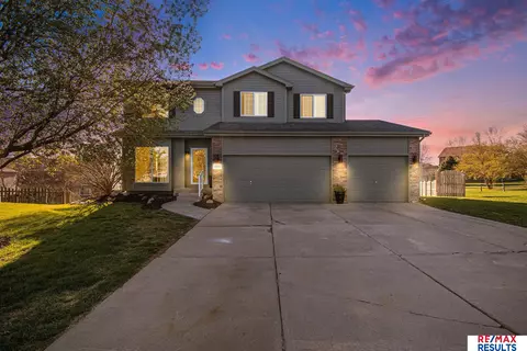 4515 N 153 Cir, Omaha, NE 68116
