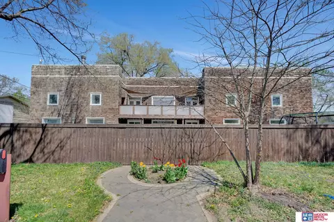 4934 Glade St, Lincoln, NE 68506