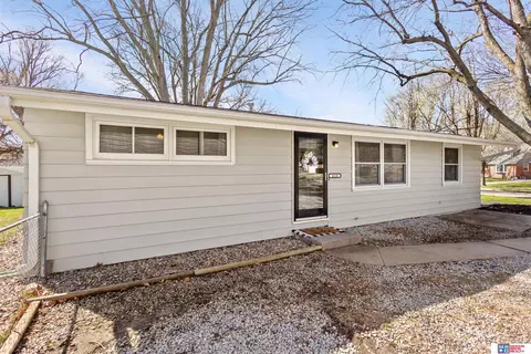 4110 Dunn Ave, Lincoln, NE 68502
