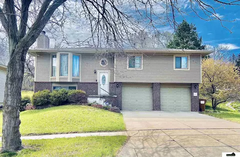 1639 Old Glory Rd, Lincoln, NE 68521