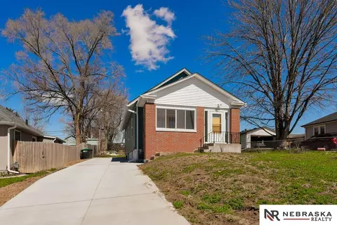 4620 M St, Omaha, NE 68117