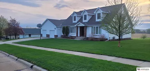 850 Gottsch Dr, Arlington, NE 68002