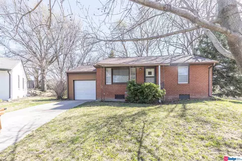 6910 Lidco Ct, Lincoln, NE 68507