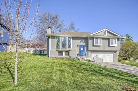 1508 N 145 St, Omaha, NE 68154