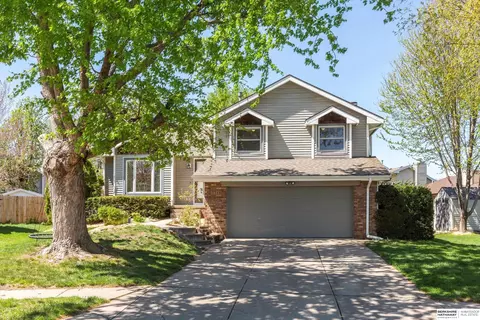 2914 N 120th Avenue Cir, Omaha, NE 68164