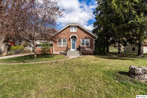 2703 N 75th St, Omaha, NE 68134