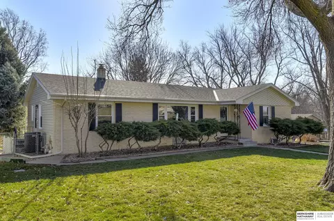 3301 N 206th St, Omaha, NE 68022