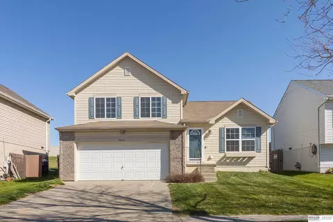 14566 Mormon St, Bennington, NE 68007