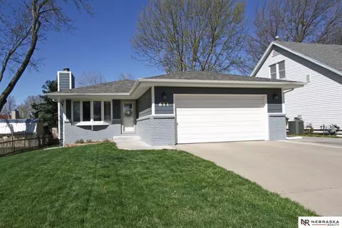 611 N 86th St, Lincoln, NE 68505
