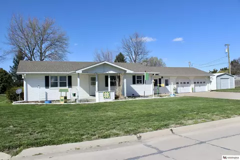 306 W 11th St, Dorchester, NE 68343
