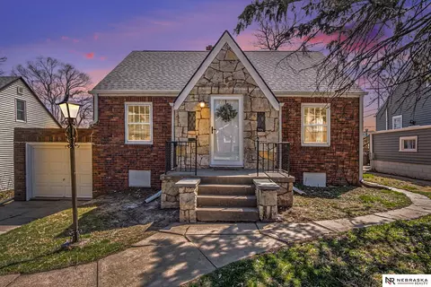 5015 Spencer St, Omaha, NE 68104