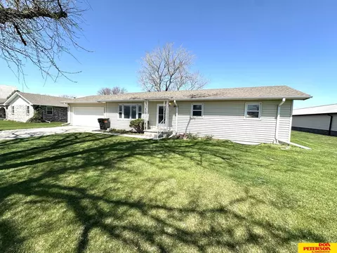 Exterior - 404 Earl St, Pender, NE 68047 photo 2 of 6