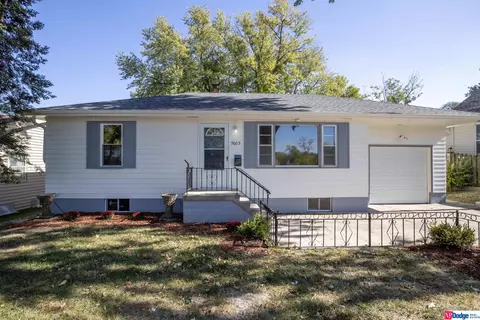 5605 S 15th St, Omaha, NE 68107