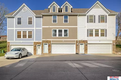 4206 N 147 Plz, Omaha, NE 68116