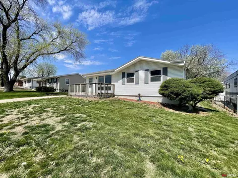1442 Hartley St, Lincoln, NE 68521