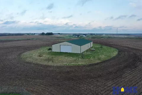 20600 S 54th St, Hickman, NE 68372